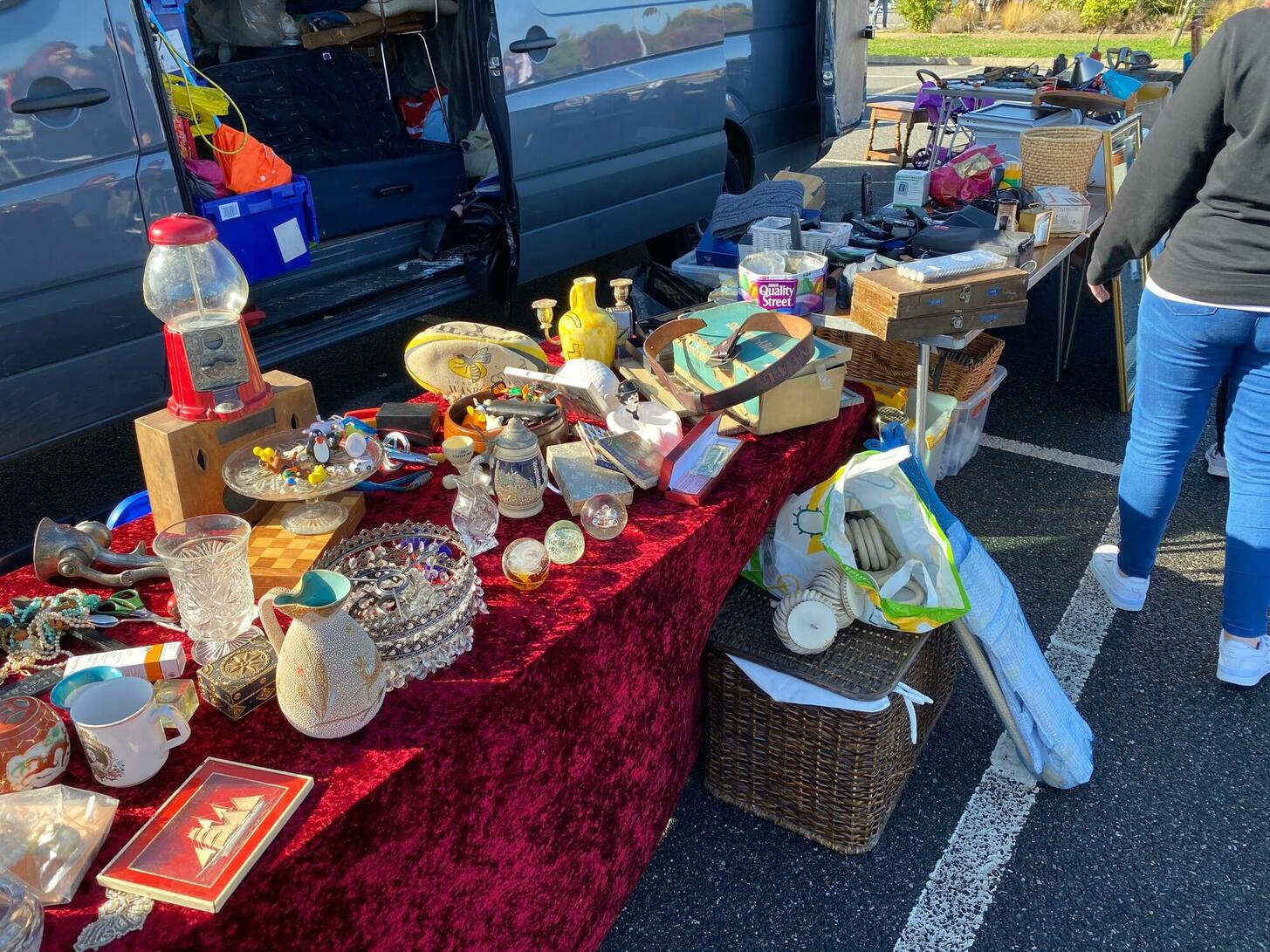 Car Boot Stand